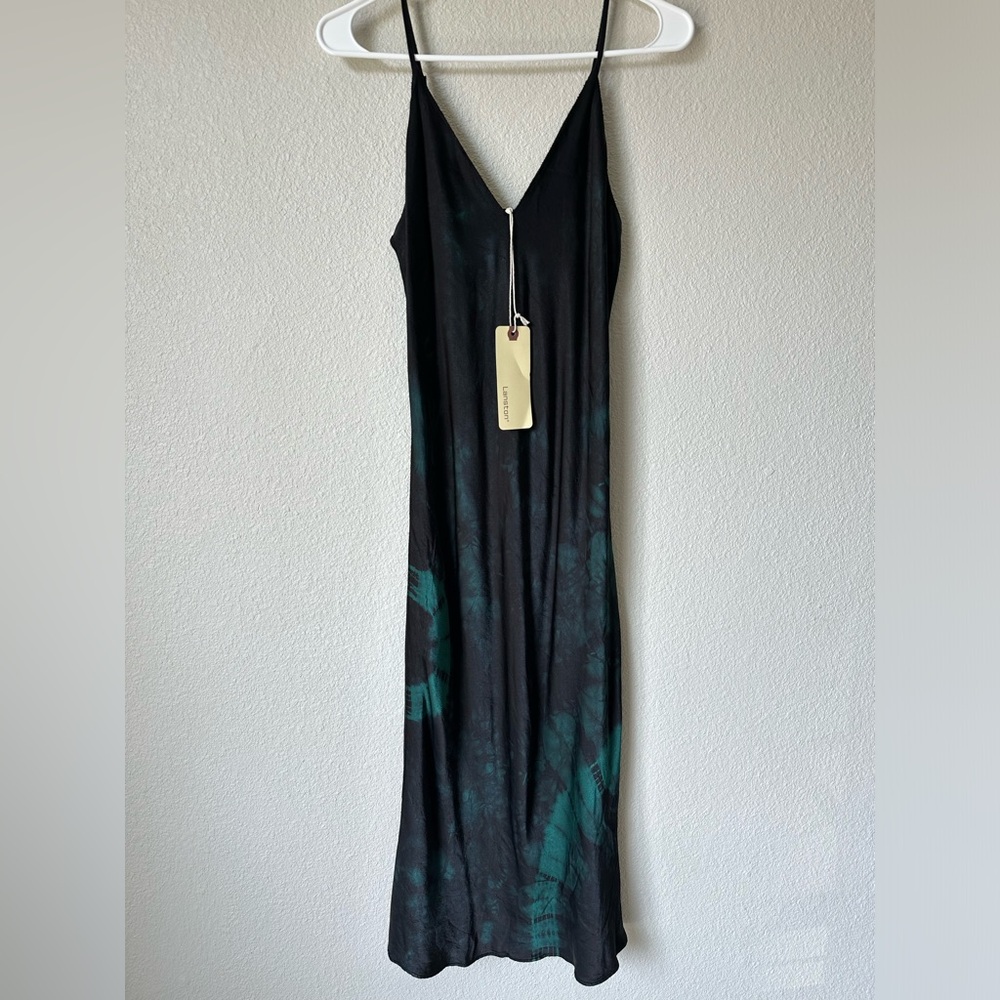 NWT Revolve Lanston Satin Emerald Tie Dye Midi Dress